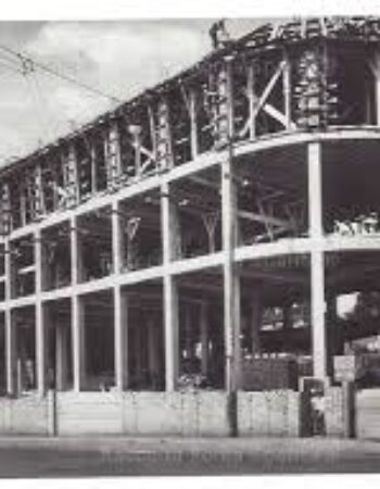 Edificio delle Poste di Piazza Bologna