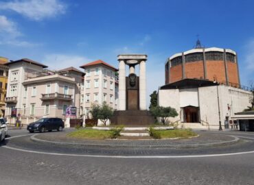 Monumento Piazza Salerno