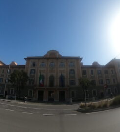 Caserma Piave e monumento ai caduti