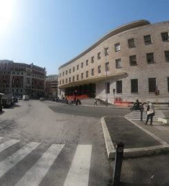 Edificio delle Poste di Piazza Bologna