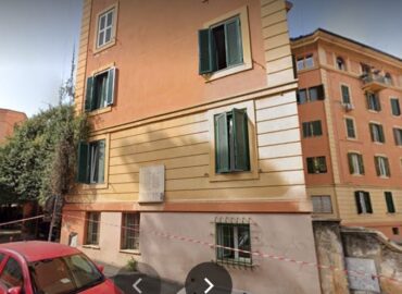 Via Adalberto, targa